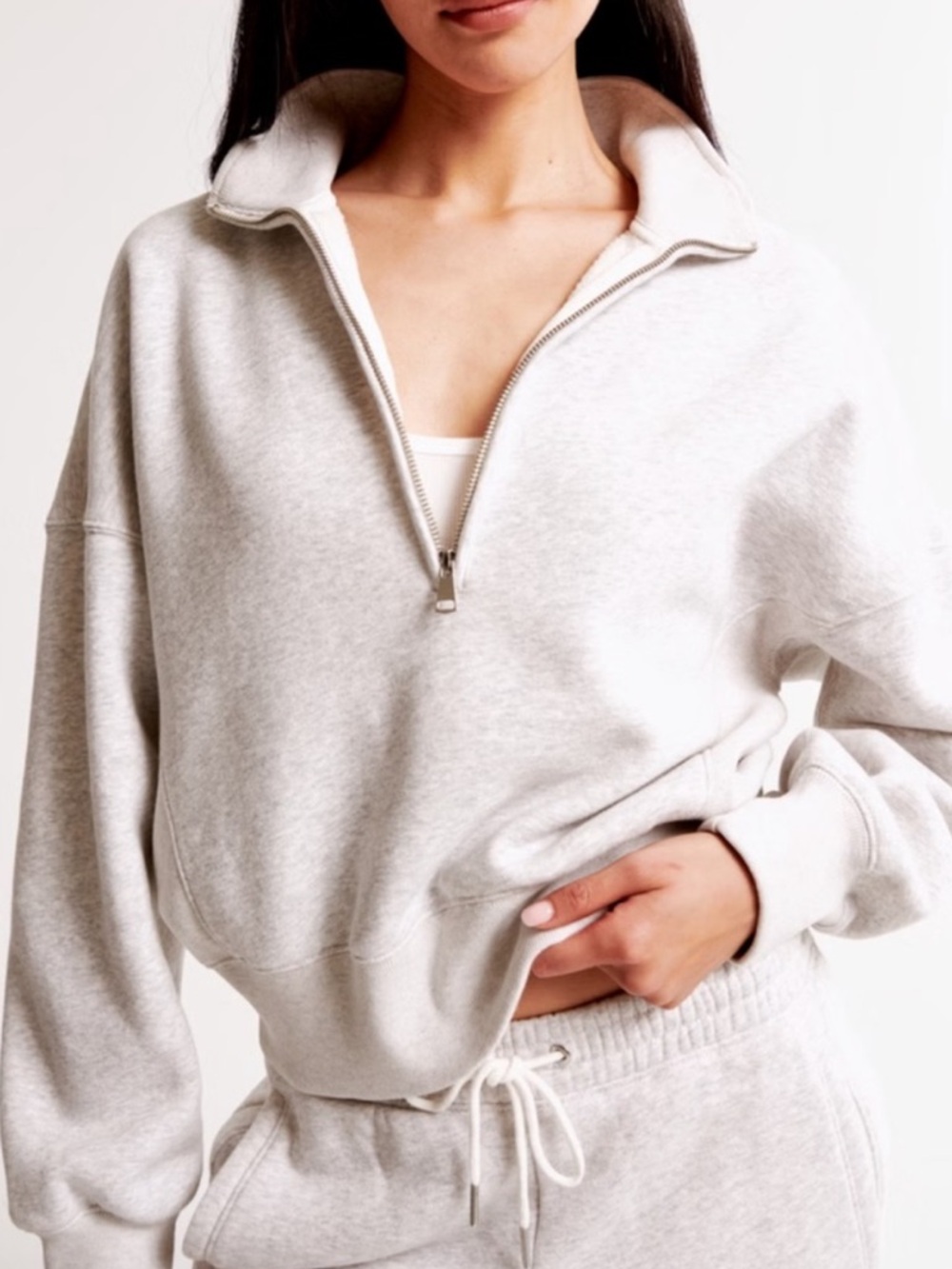 A&F Sunday Half Zip Sweatshirt L